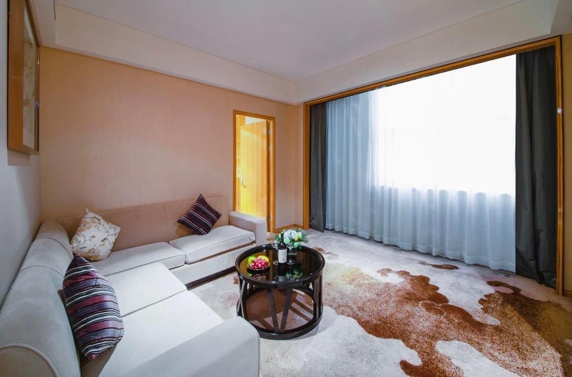 Yinchuan Xifujing Hotel Екстер'єр фото
